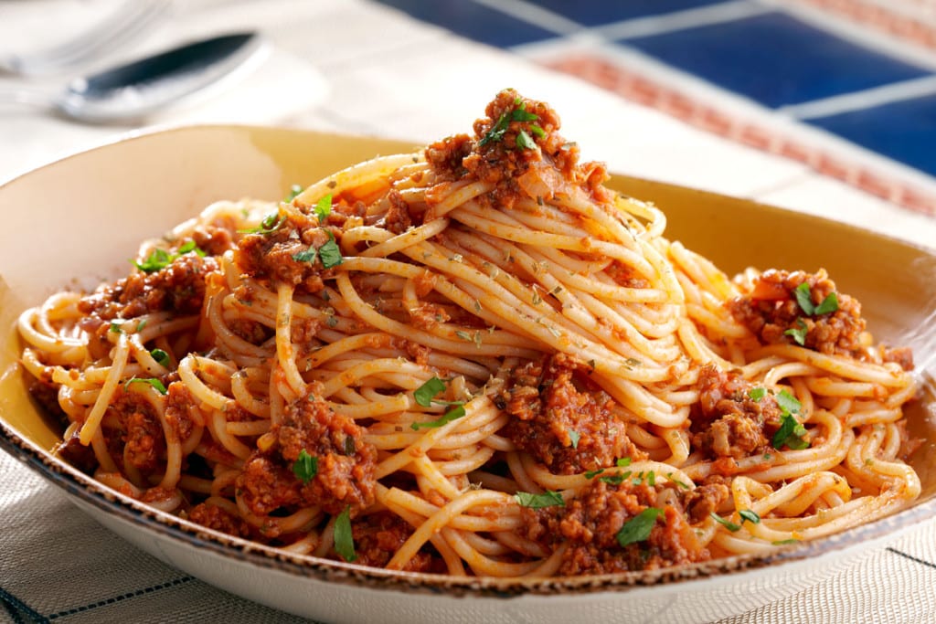 Spaghetti with Bolognese Sauce: the most famous Italian sauce